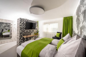 Отель Hotel Greenrooms  Грац